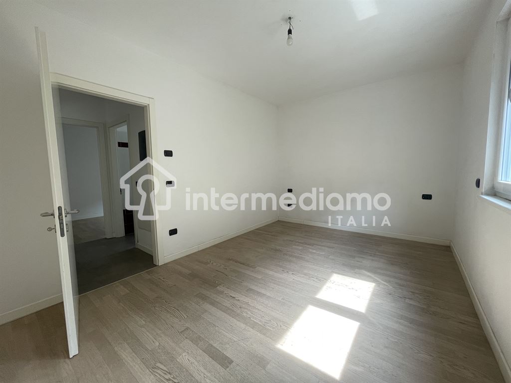TRILOCALE A DUE PASSI DAL CENTRO DI RIVA E DAL LAGO - Appartamento Residenziale Riva del Garda